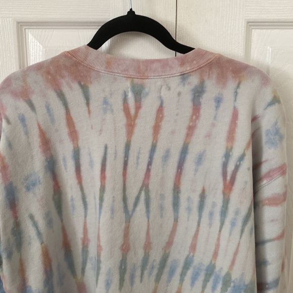 Velvet by Graham & Spencer Jody Sweatshirt size Medium - Picture 5 of 6